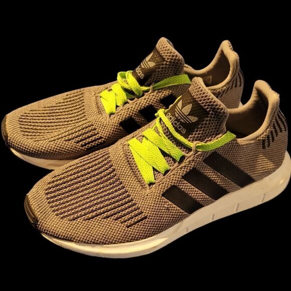 ADIDAS Size 7.5 - Adidas‎ Swift Run Gray Black Shoes CLEAN - Picture 3 of 7